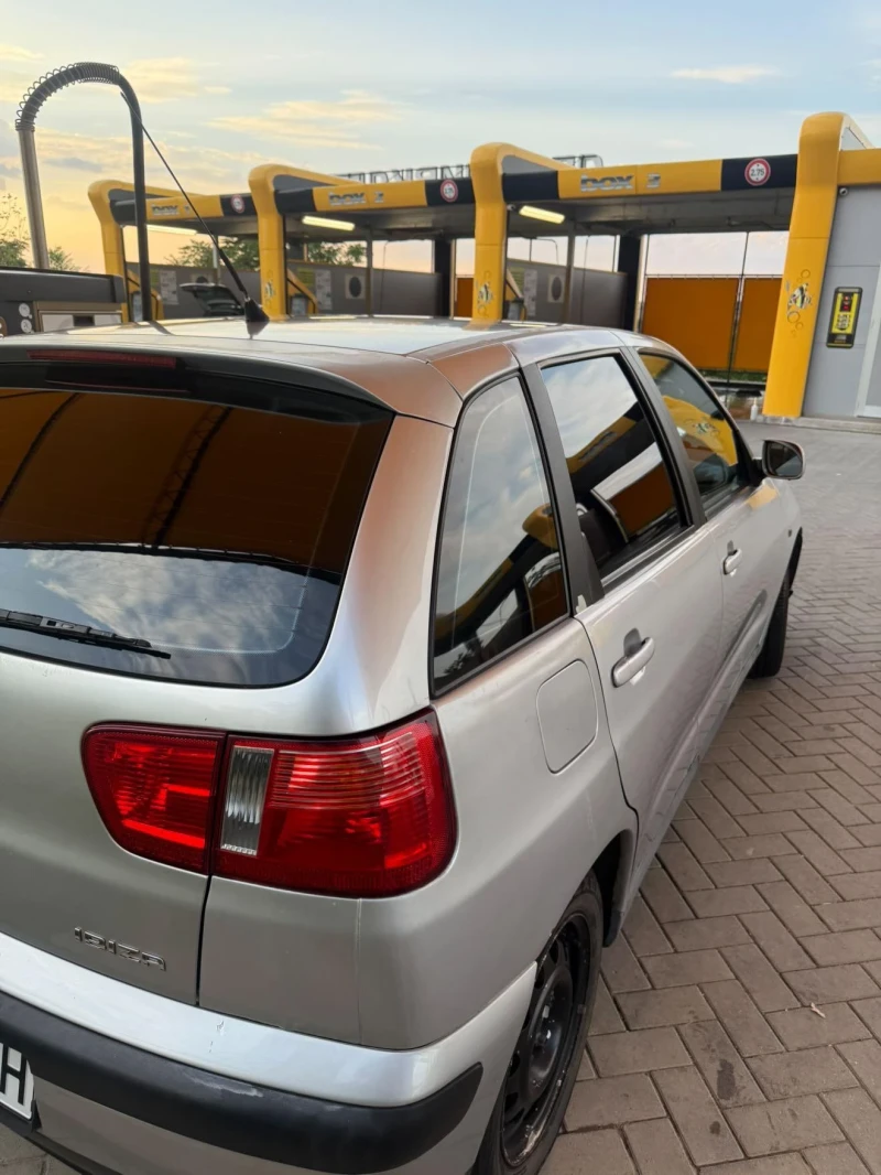Seat Ibiza, снимка 3 - Автомобили и джипове - 51278648