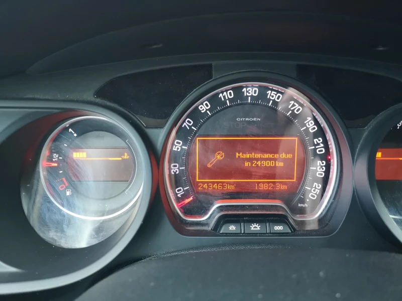 Citroen C5, снимка 13 - Автомобили и джипове - 51885097