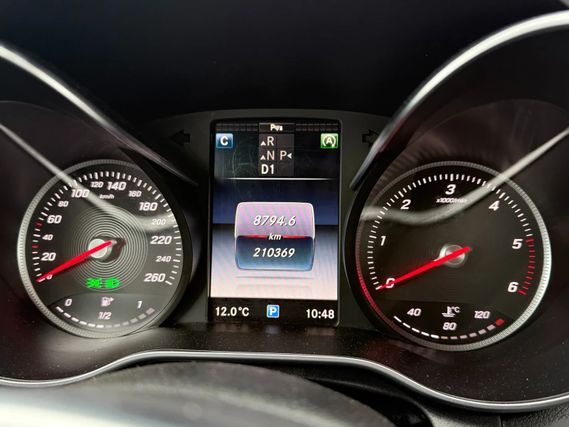 Mercedes-Benz C 220 AMG PACK Burmaster LED, снимка 8 - Автомобили и джипове - 52367680