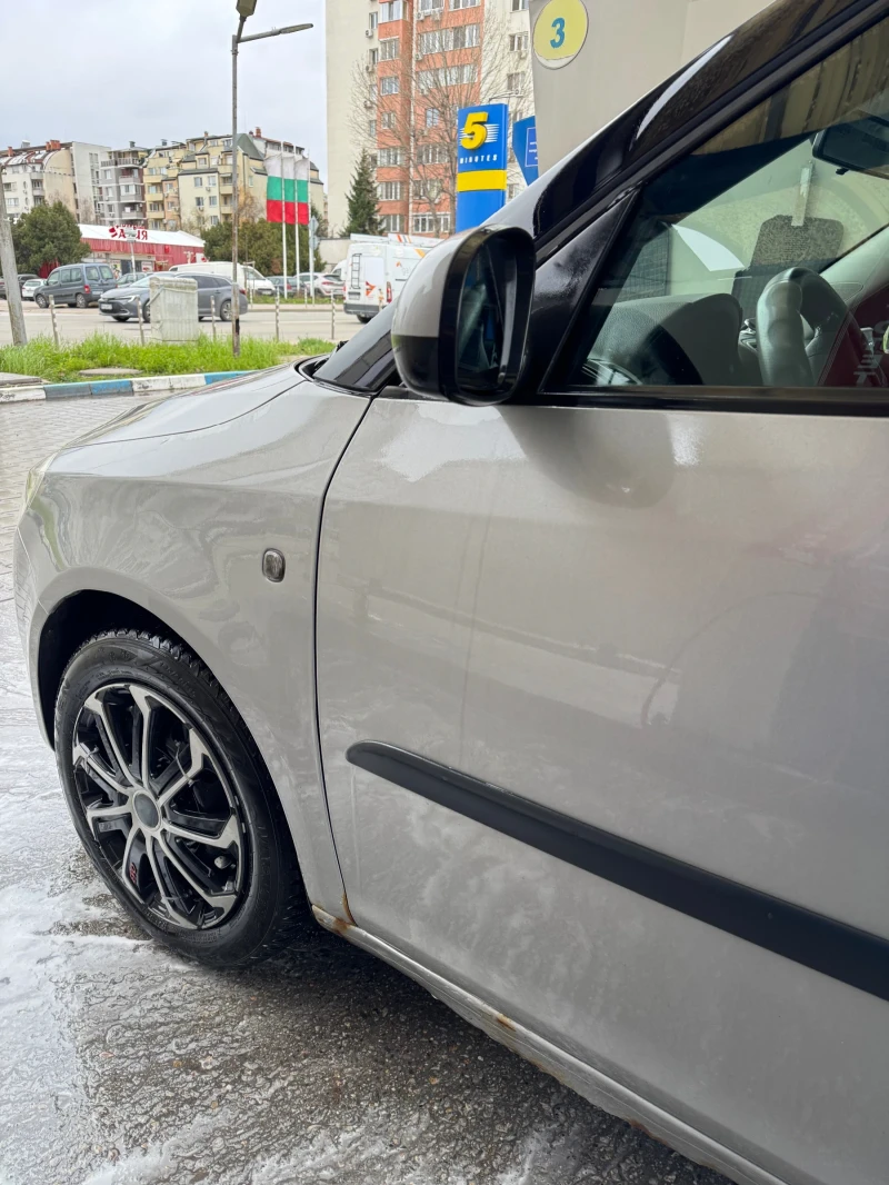 Skoda Roomster, снимка 4 - Автомобили и джипове - 52693688