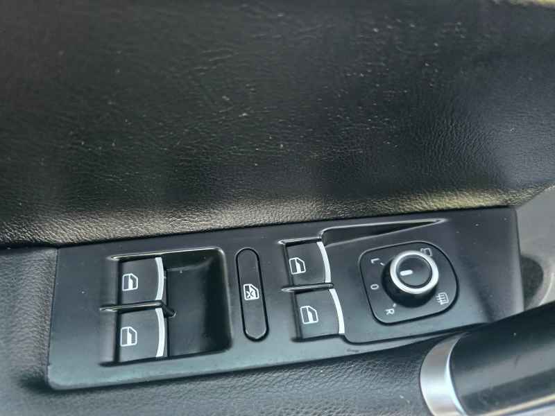 VW Passat 2.0TDI-4X4-ЕВРО 5В-АВТОМАТИК-НАВИГАЦИЯ, снимка 15 - Автомобили и джипове - 52738805