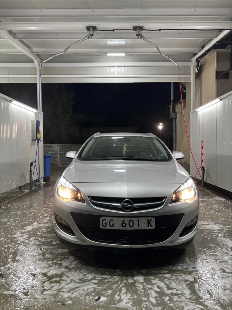 Opel Astra 1.6 CDTI 110кс 2015г климатик НОВ ВНОС 6ck, снимка 3 - Автомобили и джипове - 52831437