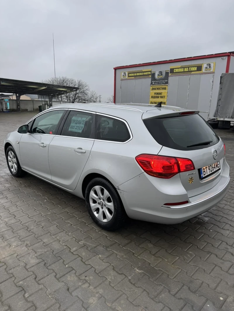 Opel Astra 1.6 CDTI 110кс 2015г климатик + 359 88 5323028, снимка 2 - Автомобили и джипове - 52831437