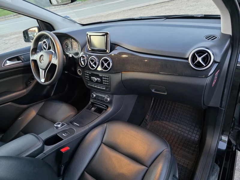 Mercedes-Benz B 180 1.5 CDI Automatic , снимка 12 - Автомобили и джипове - 52849749