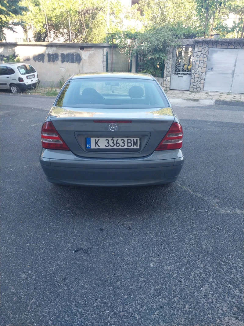 Mercedes-Benz C 200, снимка 2 - Автомобили и джипове - 53051933