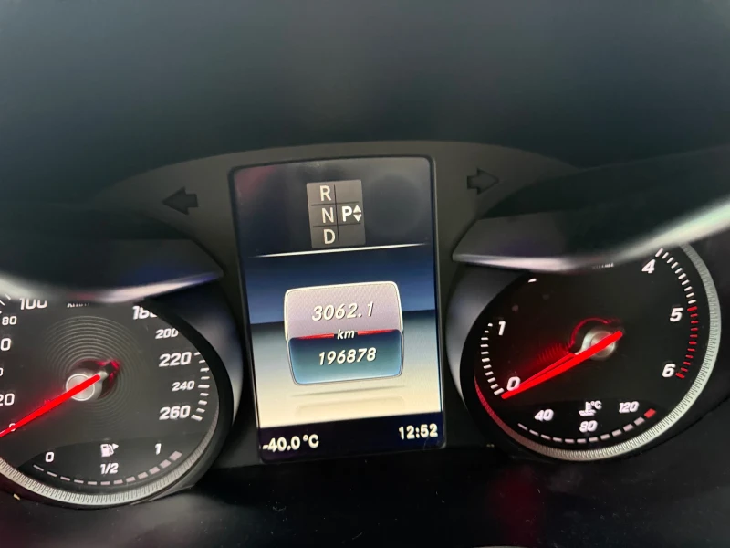 Mercedes-Benz C 220, снимка 14 - Автомобили и джипове - 53064709