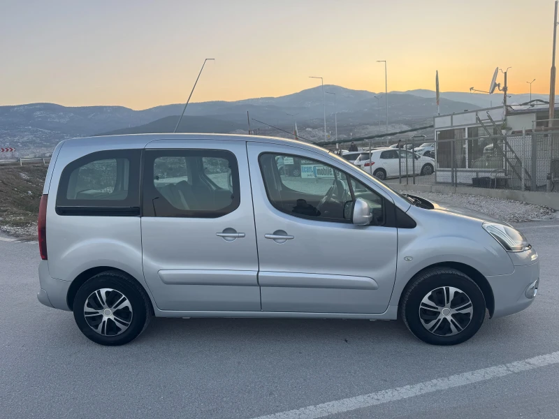 Citroen Berlingo Facelift 1.6HDI 90к.с. Multispace , снимка 4 - Автомобили и джипове - 53156350