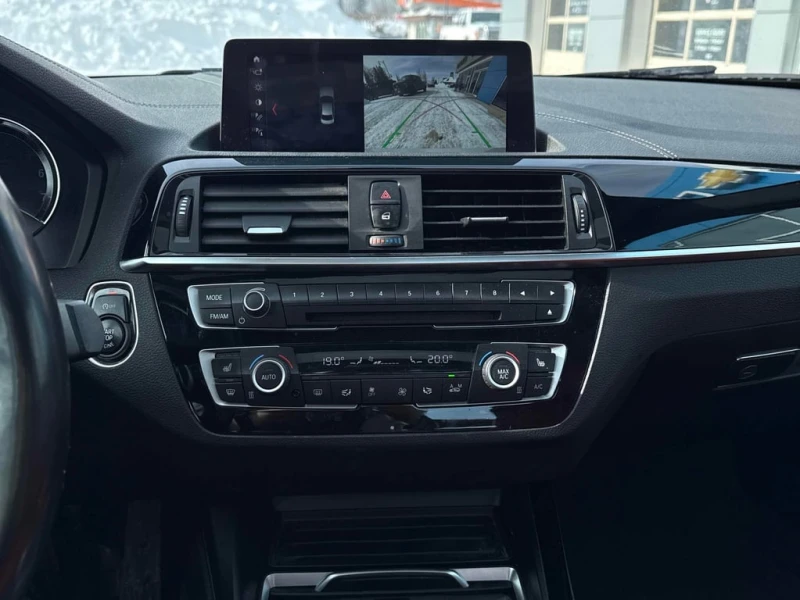 BMW 240 M240i xDrive  CARFAX, снимка 9 - Автомобили и джипове - 53334873