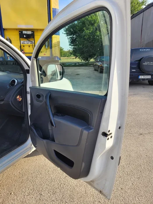 Renault Kangoo, снимка 5 - Автомобили и джипове - 55327064