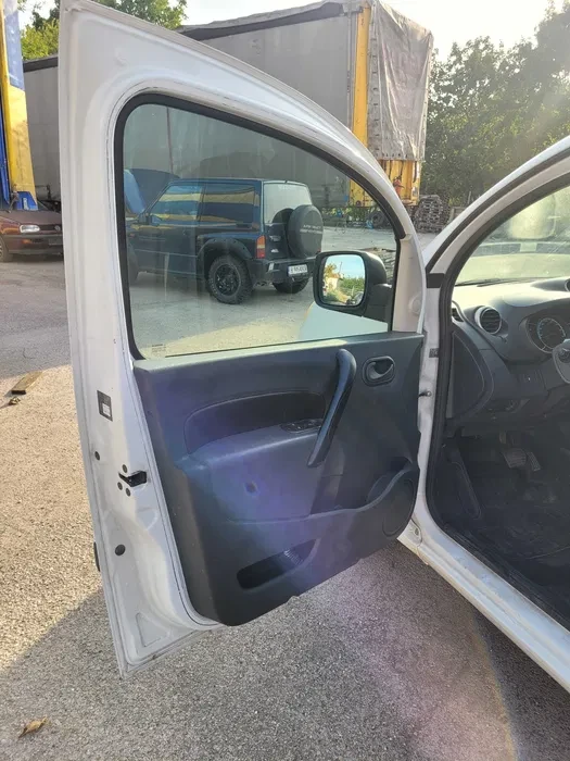 Renault Kangoo, снимка 7 - Автомобили и джипове - 55327064