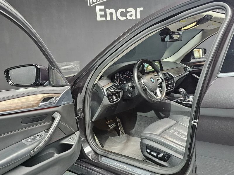 BMW 530 530I Luxury Plus, снимка 5 - Автомобили и джипове - 55505377