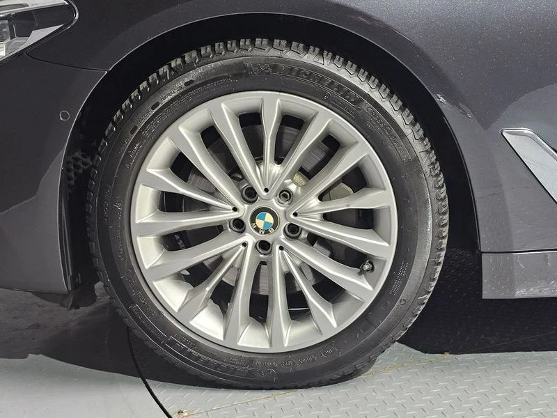 BMW 530 530I Luxury Plus, снимка 4 - Автомобили и джипове - 55505377