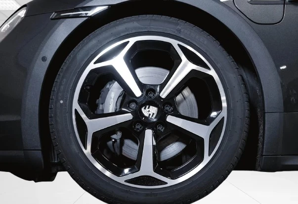 Porsche Taycan 4 Sport Turismo = Sport Chrono = Гаранция, снимка 5 - Автомобили и джипове - 55640409