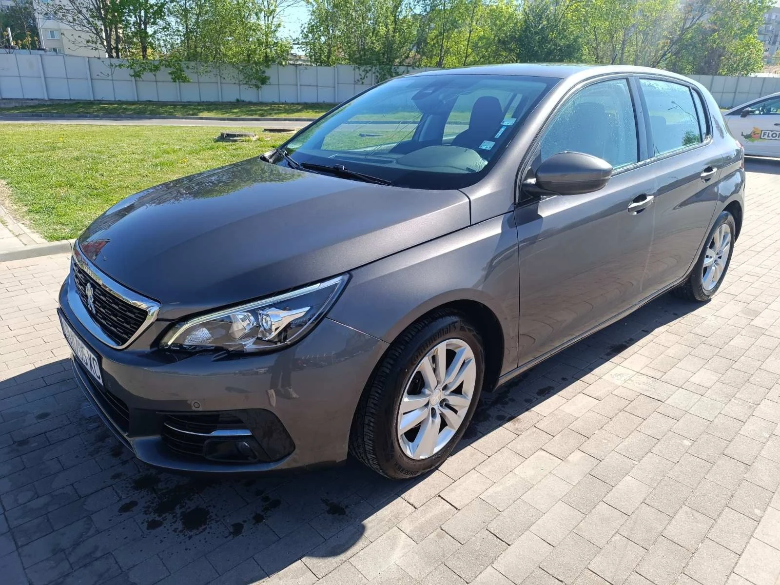 Peugeot 308  1.5 Blue-HDi Allure - изображение 2