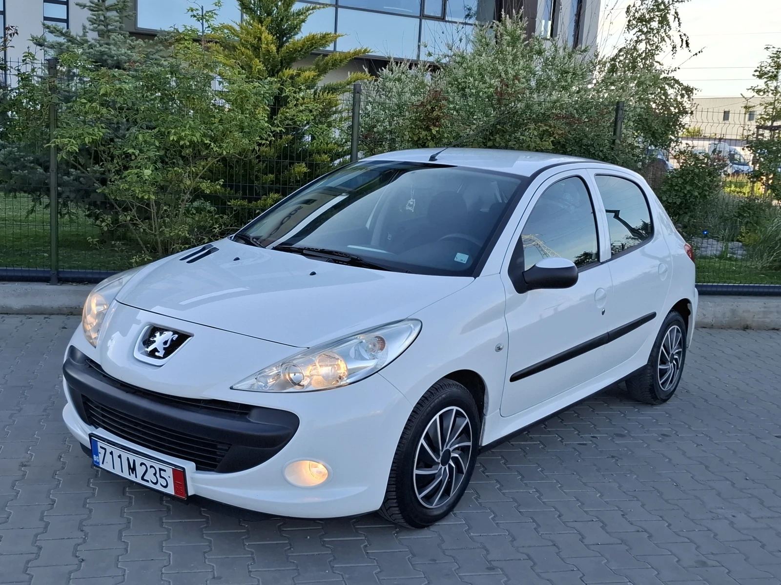 Peugeot 206 + 1.4I* (75кс)* FACELIFT* * 153 000* * HОВ ВНО - изображение 8