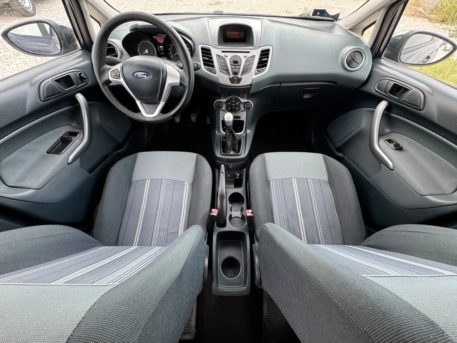 Ford Fiesta 1.4 97к.с LPG BRC / CLIMA / EURO 5 - изображение 9