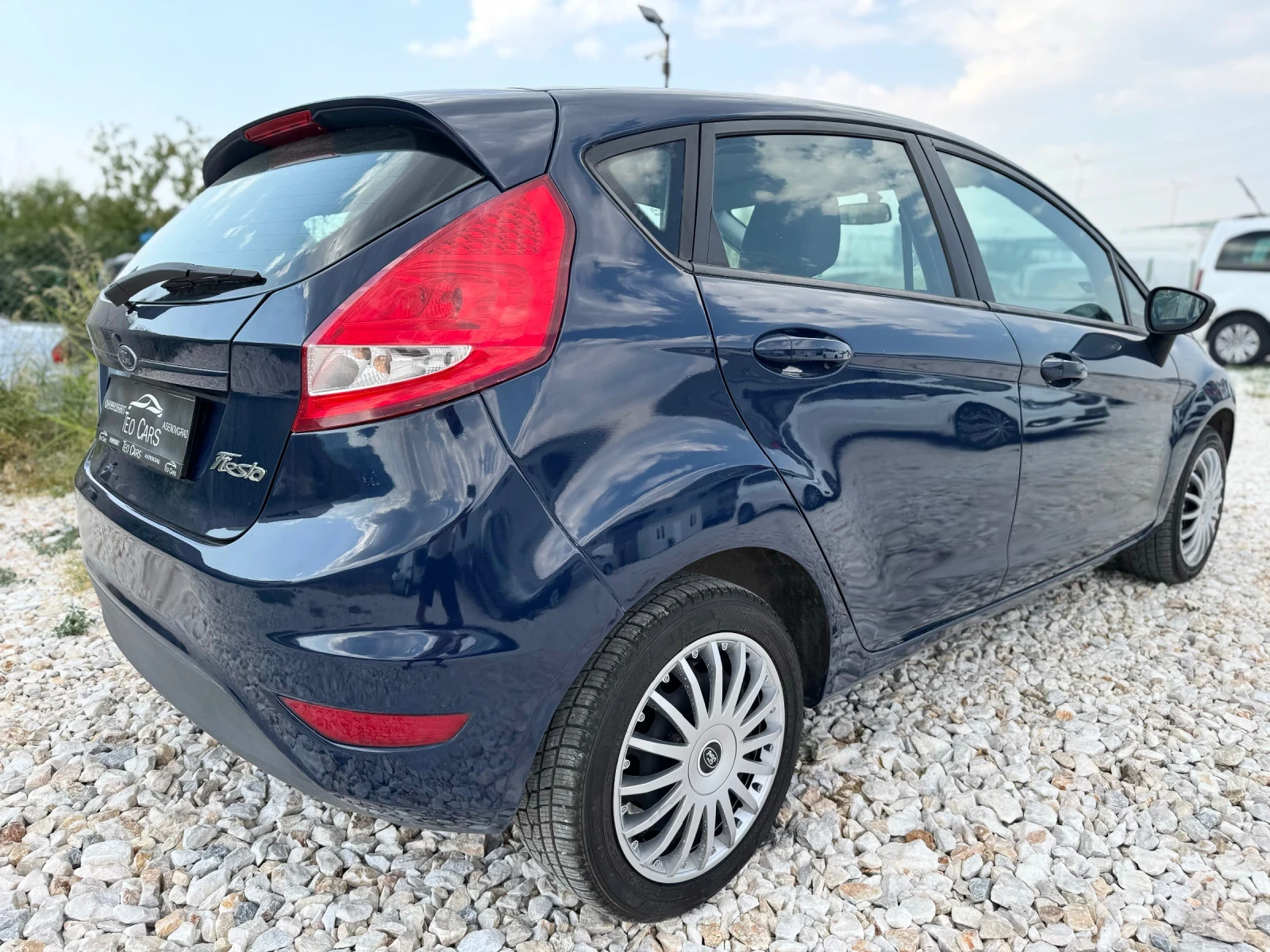 Ford Fiesta 1.4 97к.с LPG BRC / CLIMA / EURO 5 - изображение 8