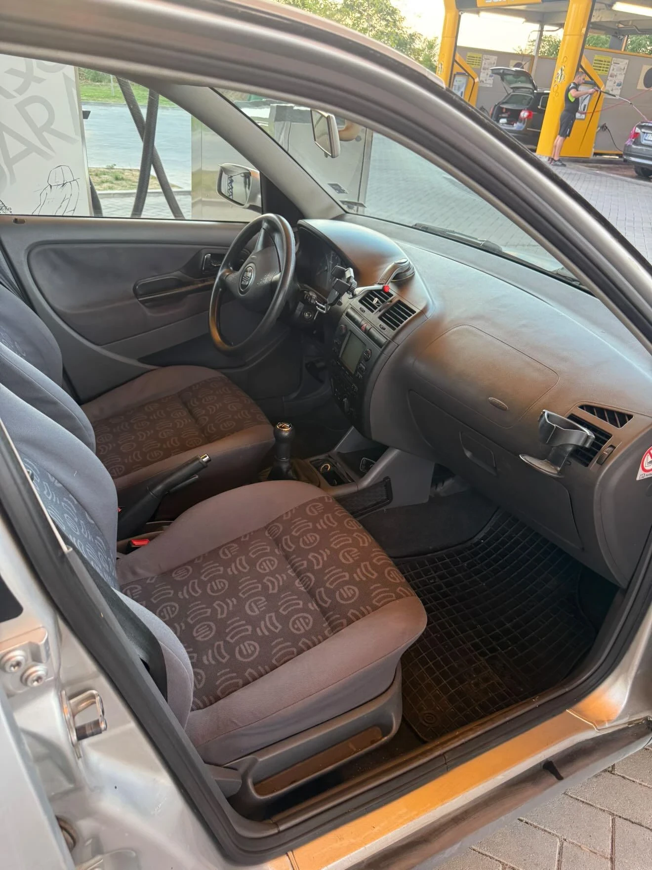 Seat Ibiza  - изображение 10