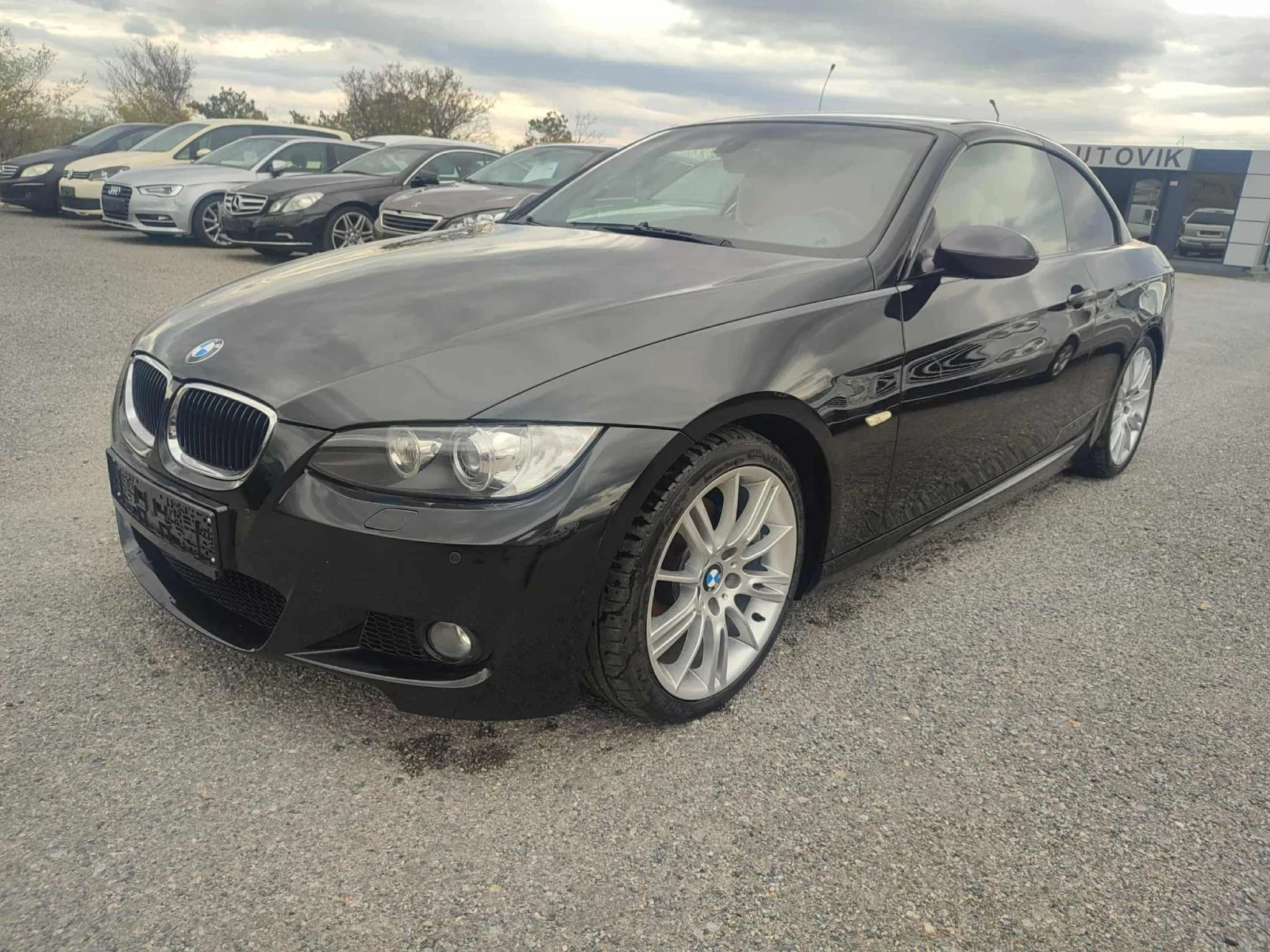 BMW 320 ОРИГИНАЛЕН FULL M PACK* CABRIO* КОЖА* НАВИГАЦИЯ - изображение 3
