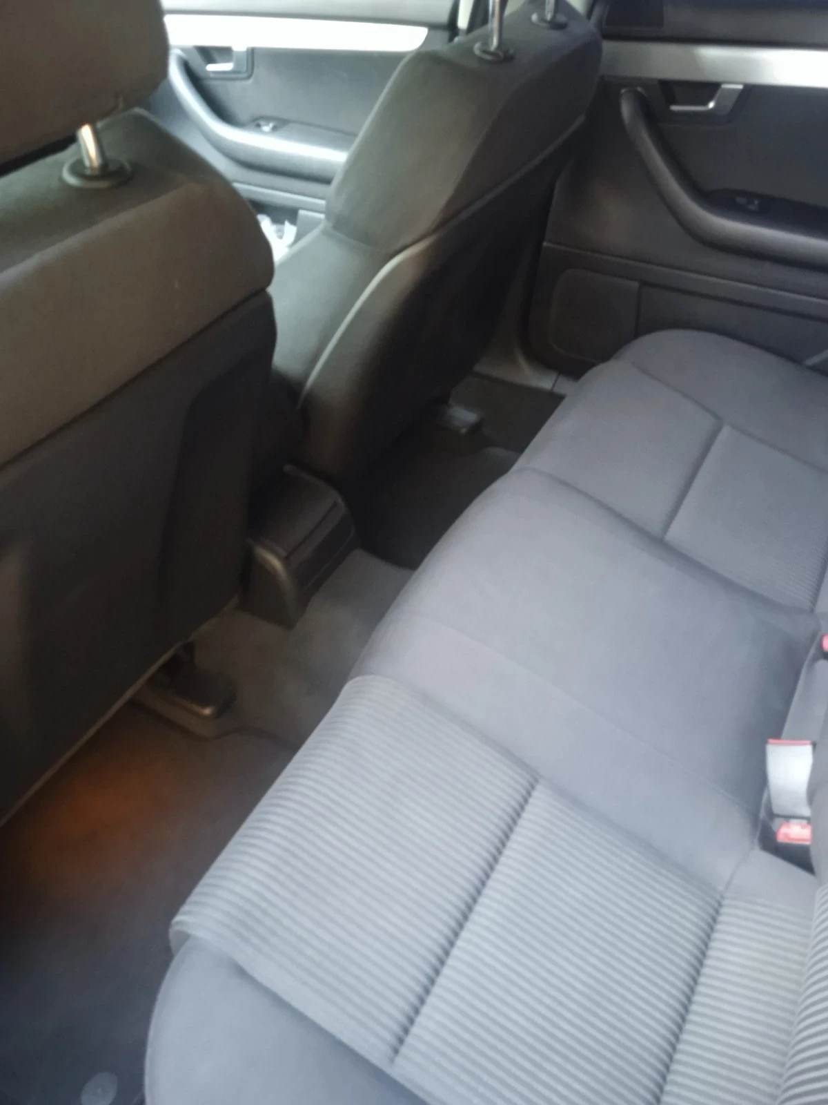 Audi A4 1.8T quattro - изображение 5