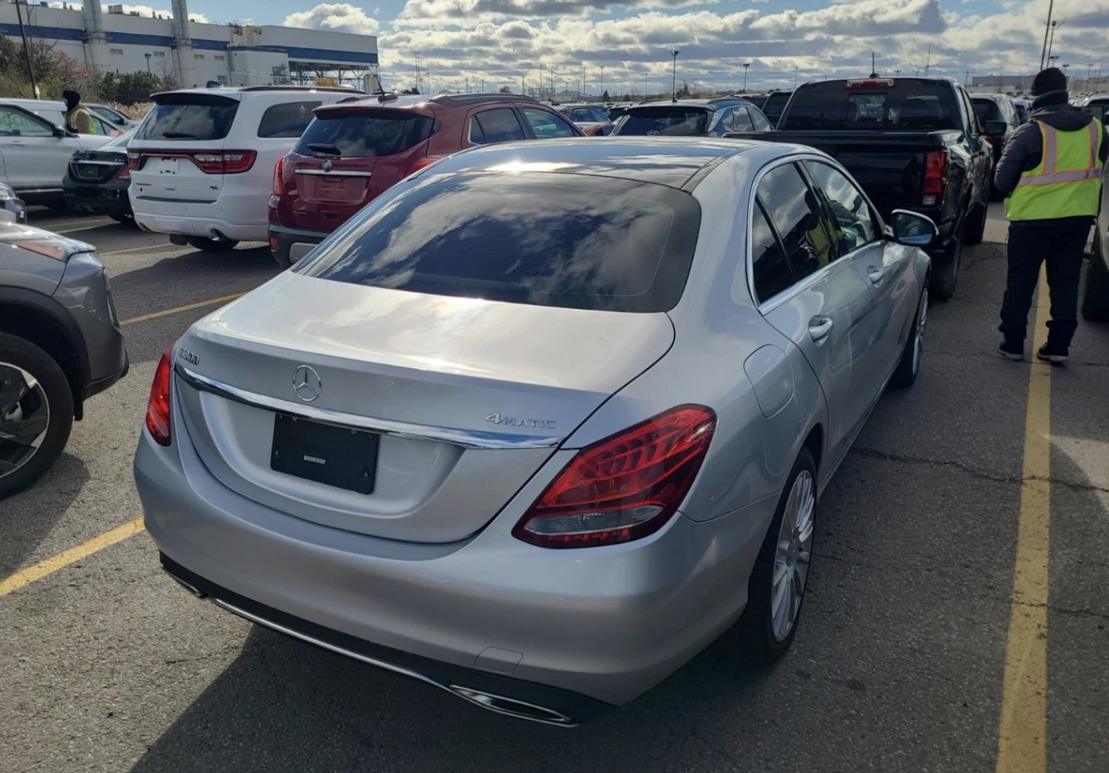 Mercedes-Benz C 300 4MATIC - изображение 3