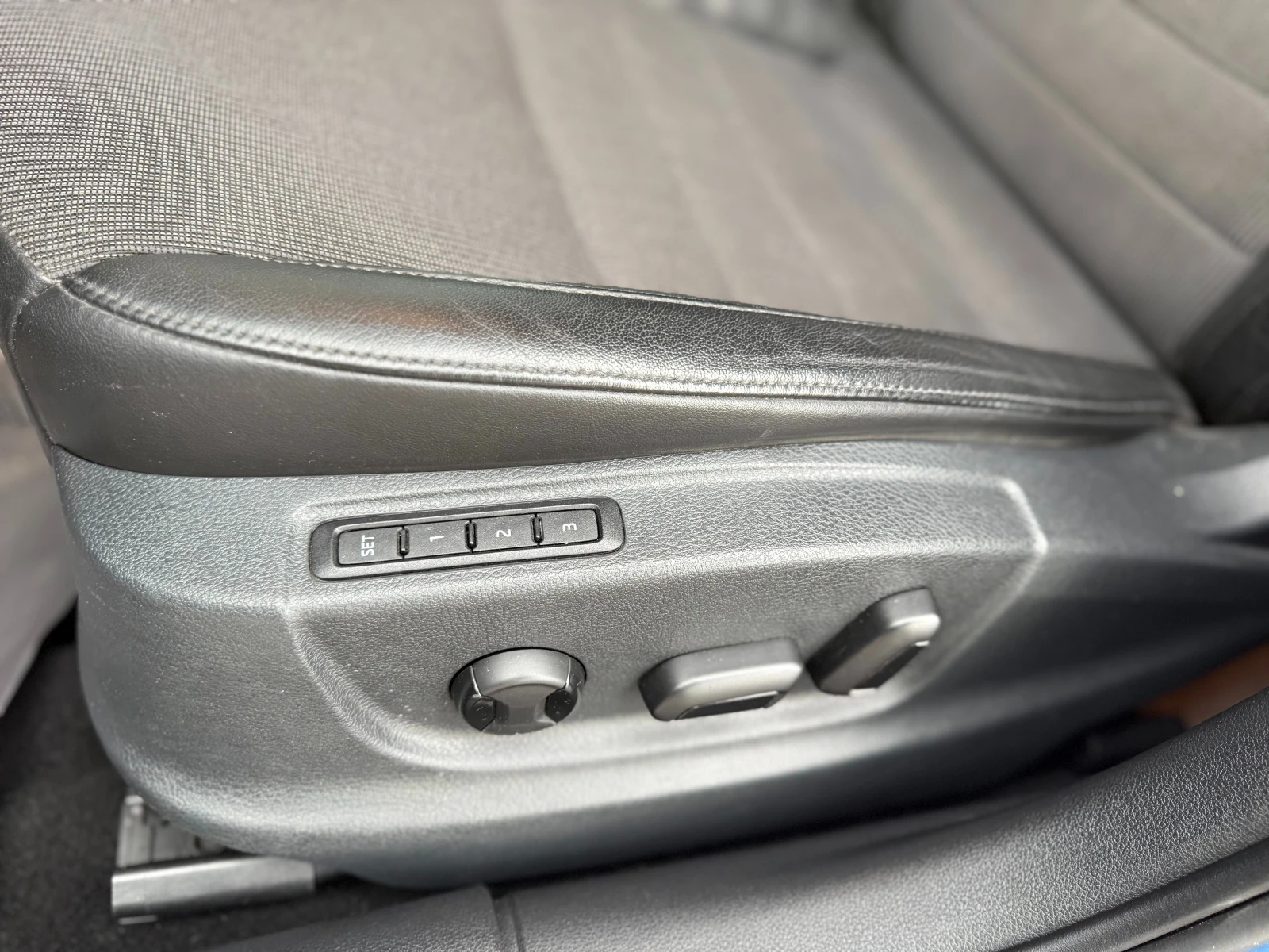 Skoda Octavia 6 МЕСЕЦА ГАРАНЦИЯ/1.8i 180к.с. 4х4/Всички Екстри - изображение 8