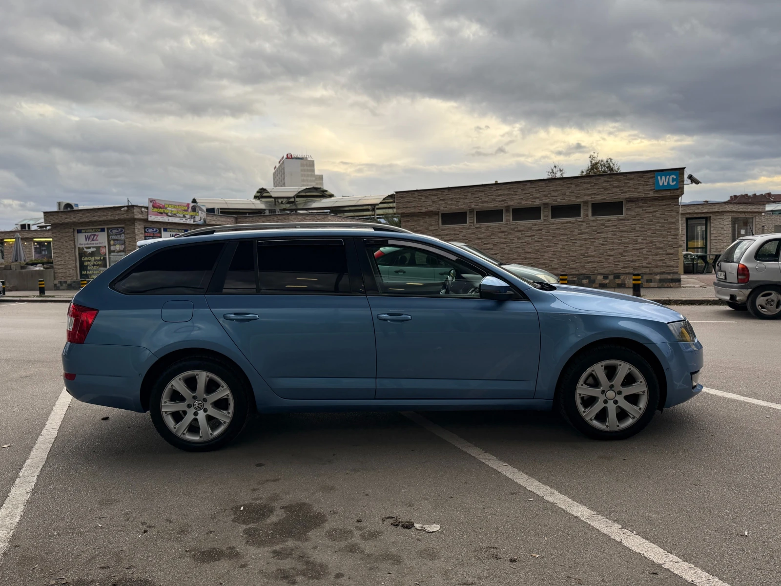 Skoda Octavia 6 МЕСЕЦА ГАРАНЦИЯ/1.8i 180к.с. 4х4/Всички Екстри - изображение 5