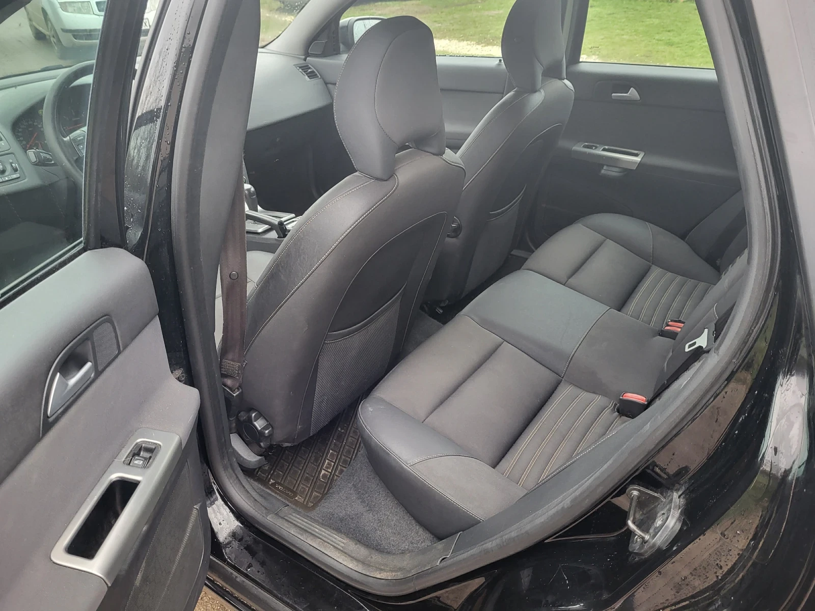 Volvo V50 2.0 HDI Facelift  - изображение 8