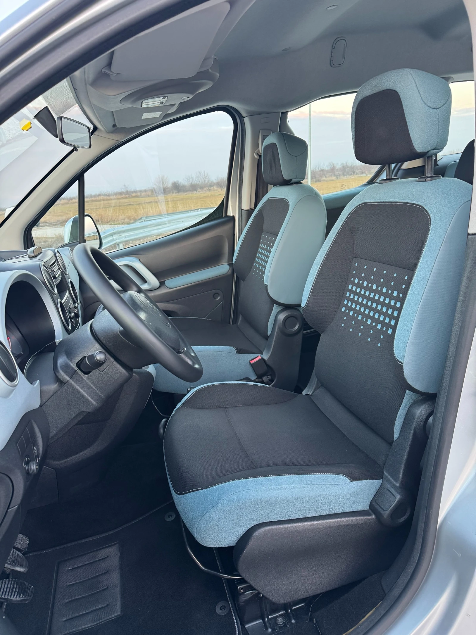 Citroen Berlingo Facelift 1.6HDI 90�.�. Multispace  | Mobile.bg � ����������� 9
