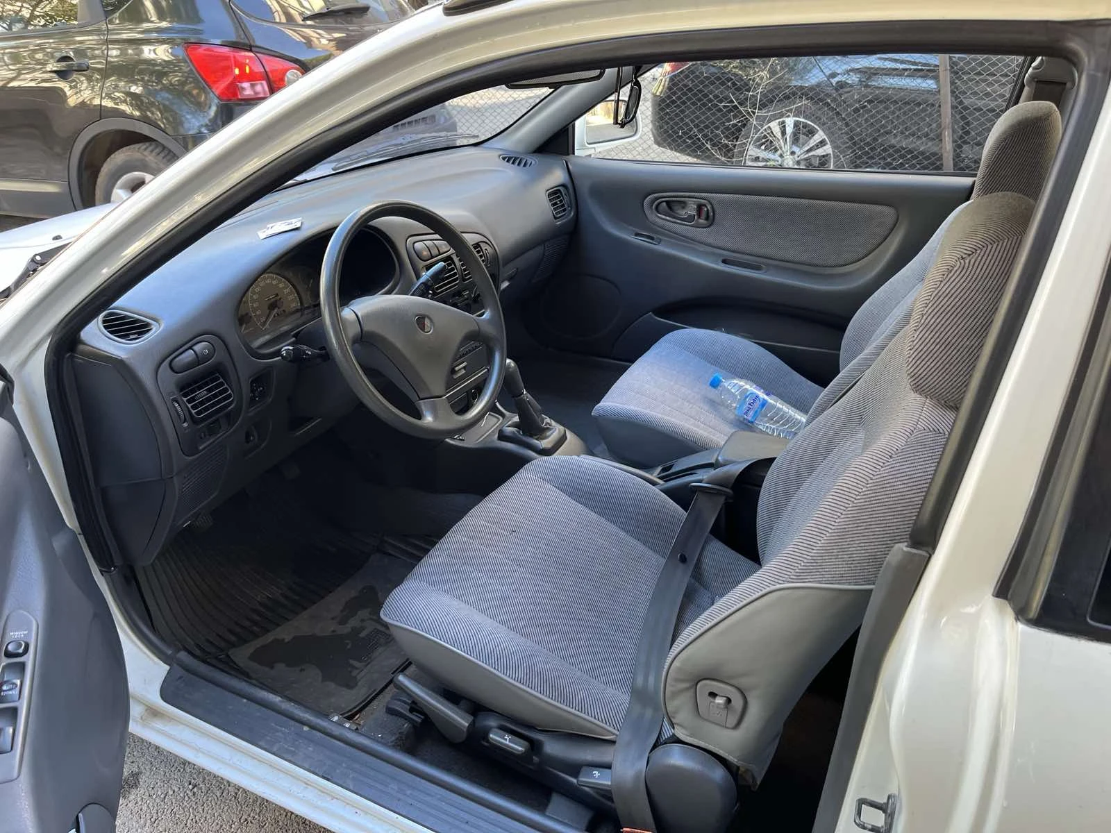 Mitsubishi Colt  - изображение 6