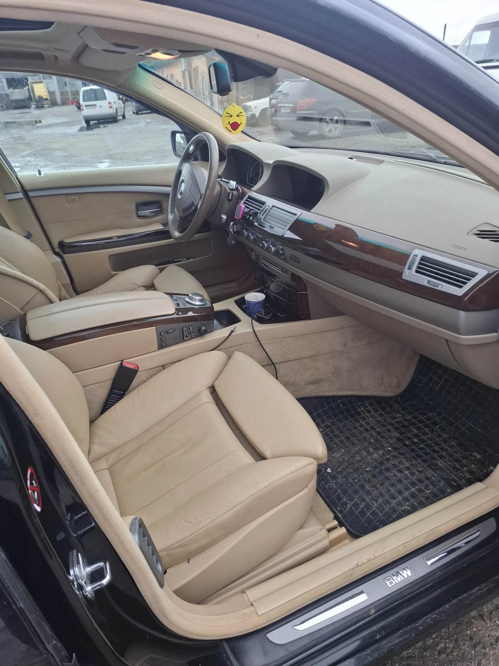 BMW 740, снимка 14 - Автомобили и джипове - 54079073