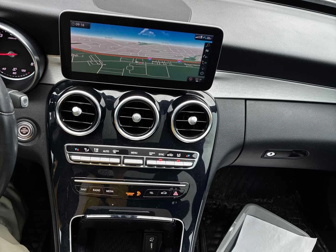 Mercedes-Benz C 300 * CARFAX * ��������� * �������� * Burmester *  | Mobile.bg � ����������� 9