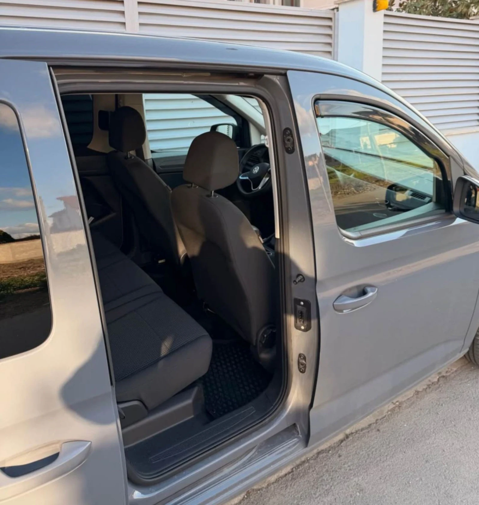 VW Caddy � �������� 1.5 TSI , 2024, 34.000 km | Mobile.bg � ����������� 4