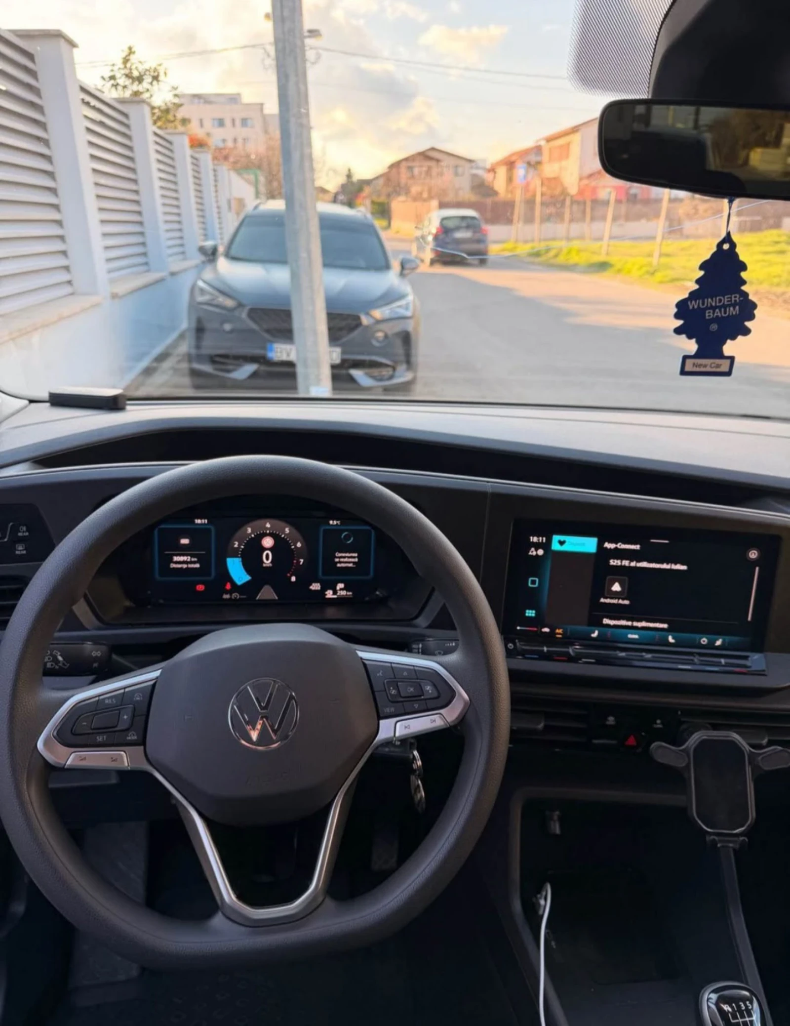 VW Caddy � �������� 1.5 TSI , 2024, 34.000 km | Mobile.bg � ����������� 2