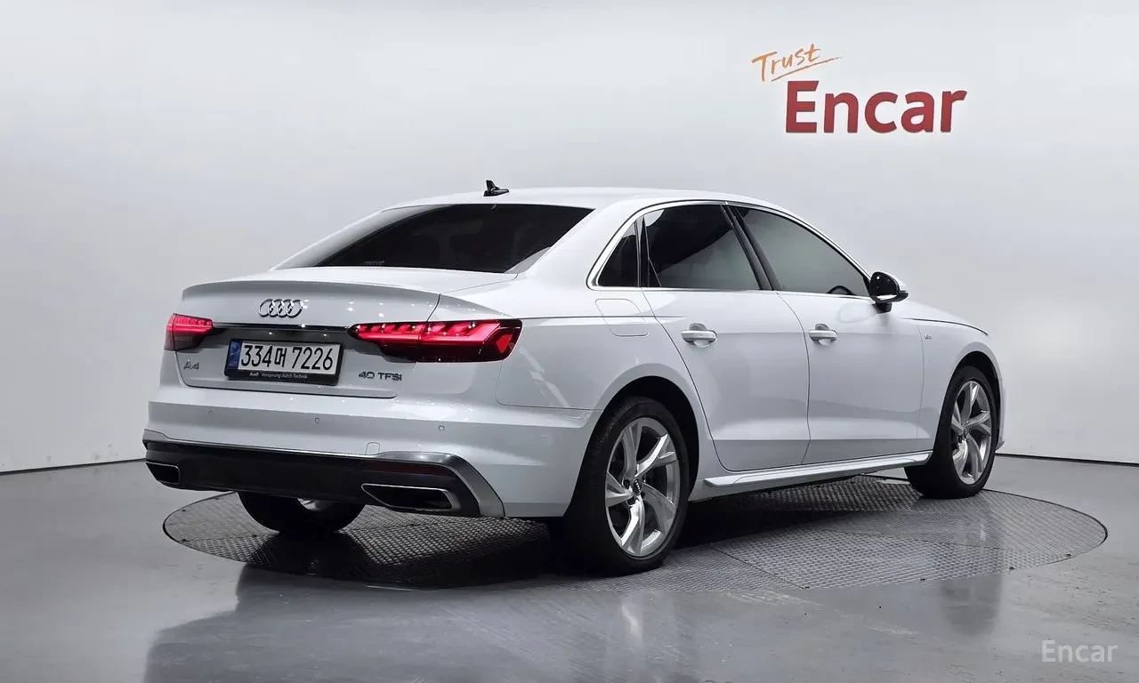 Audi A4 2021* DISTRONIK* HEAD-UP* ОБДУХ* КРАЙНА ЦЕНА, снимка 3 - Автомобили и джипове - 54649429