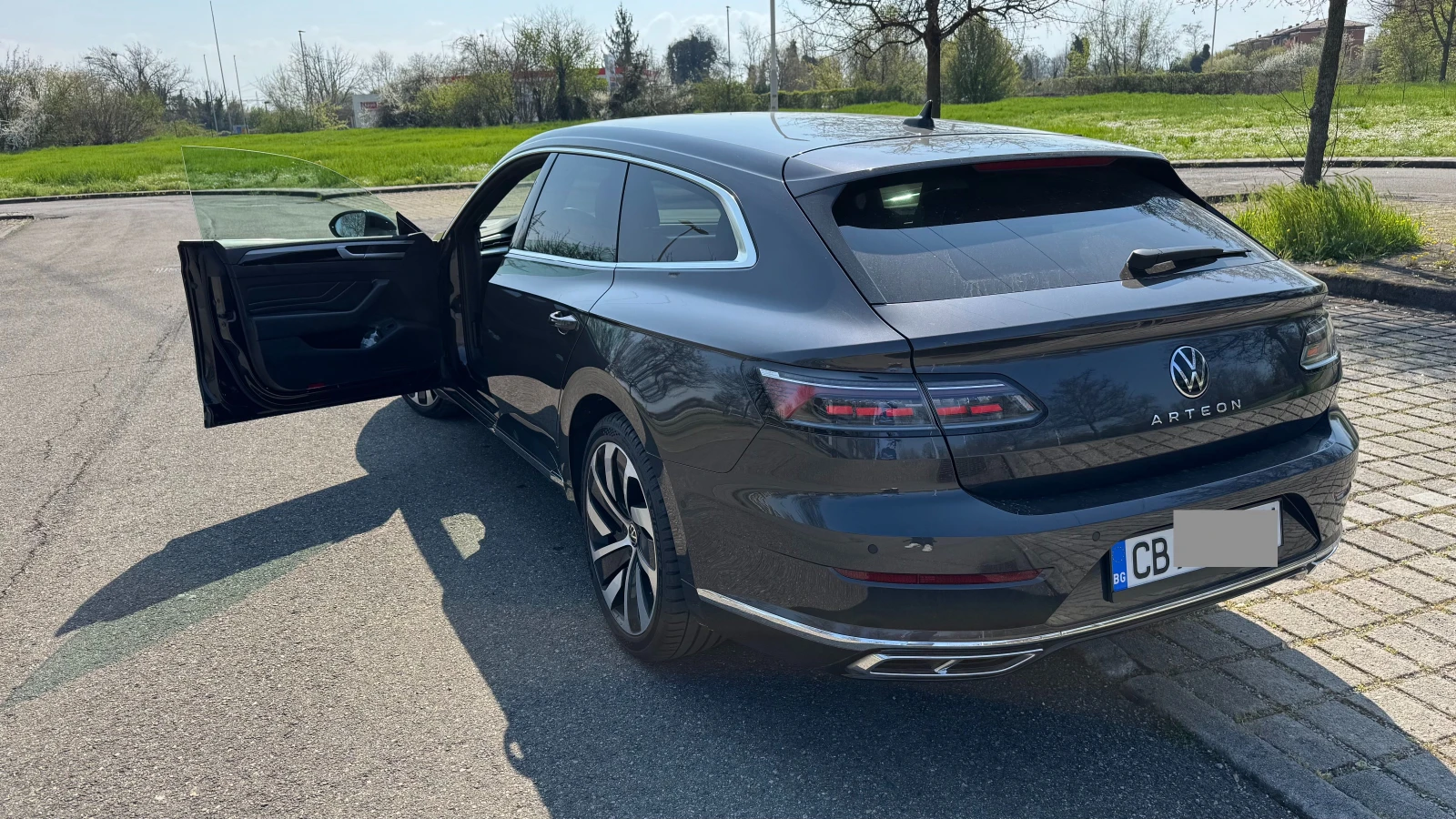 VW Arteon, снимка 3 - Автомобили и джипове - 54824420