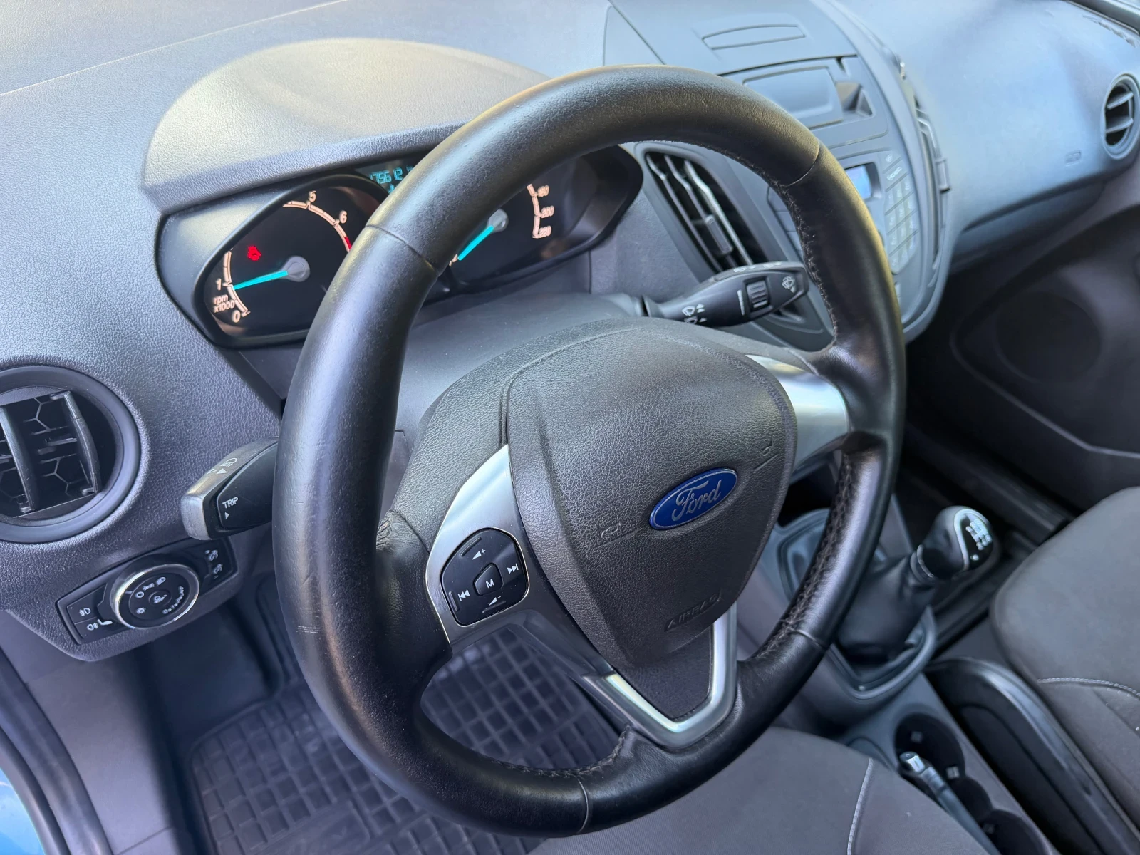 Ford Courier TRANSIT COURIER* NOVI VERIGI* CLIMA* REALNI KM* , снимка 10 - Автомобили и джипове - 55226024