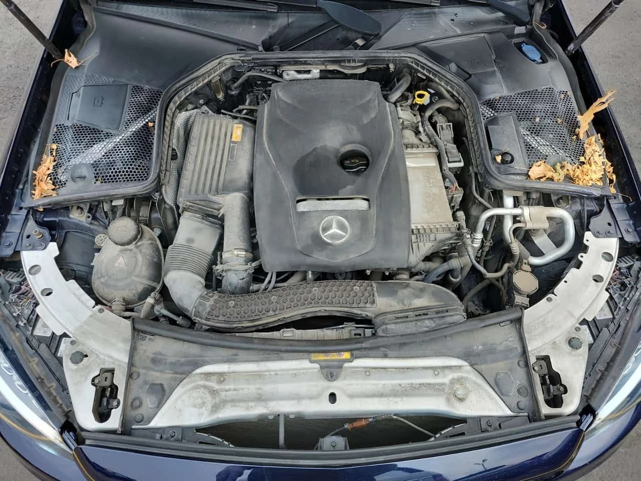 Mercedes-Benz C 300 AMG Line * 4MATIC * LED * CARFAX * , снимка 15 - Автомобили и джипове - 55516986