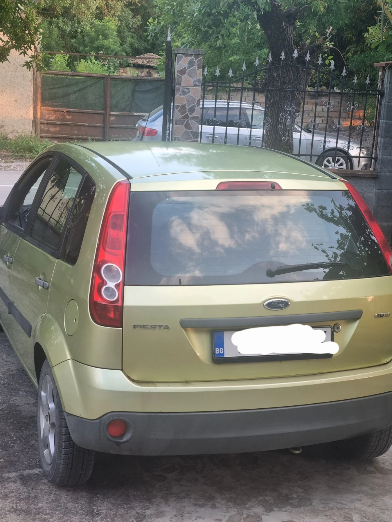 Ford Fiesta, снимка 2 - Автомобили и джипове - 55531349
