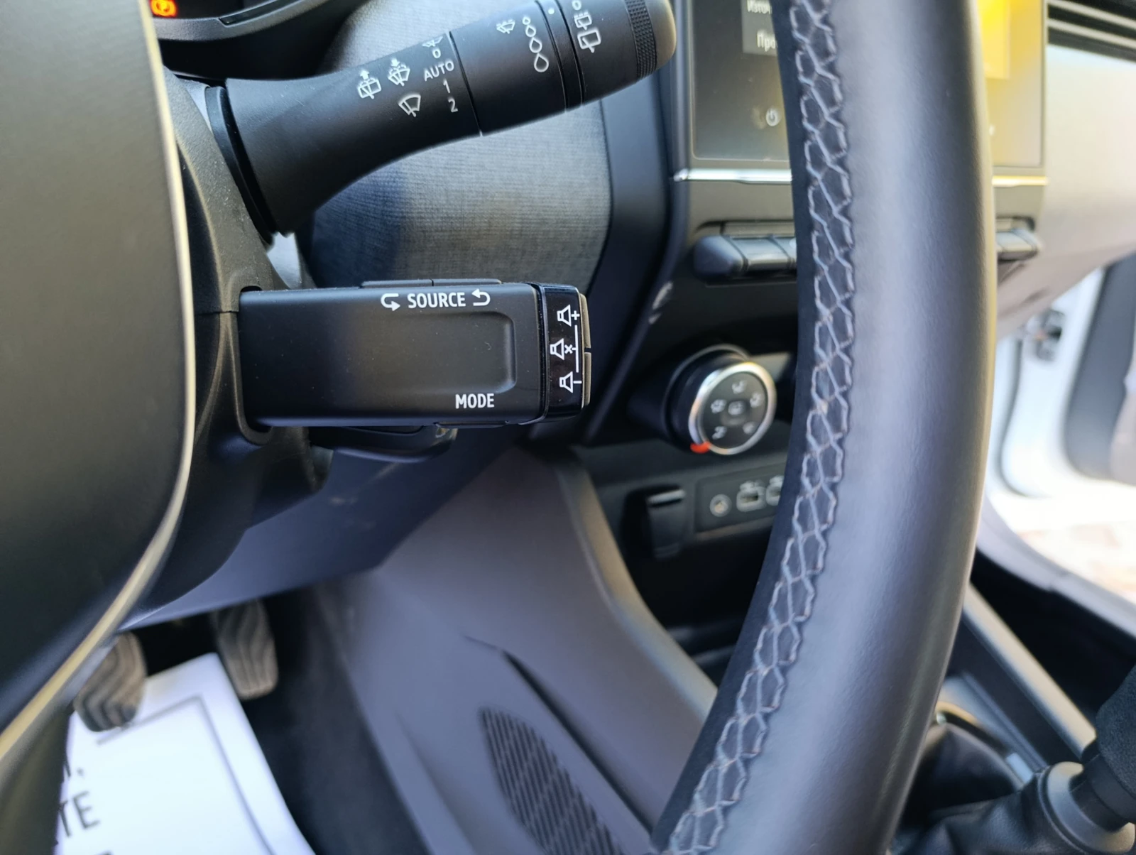 Renault Clio V 1.0TCe 90hp Закупен от БГ, снимка 13 - Автомобили и джипове - 55617232