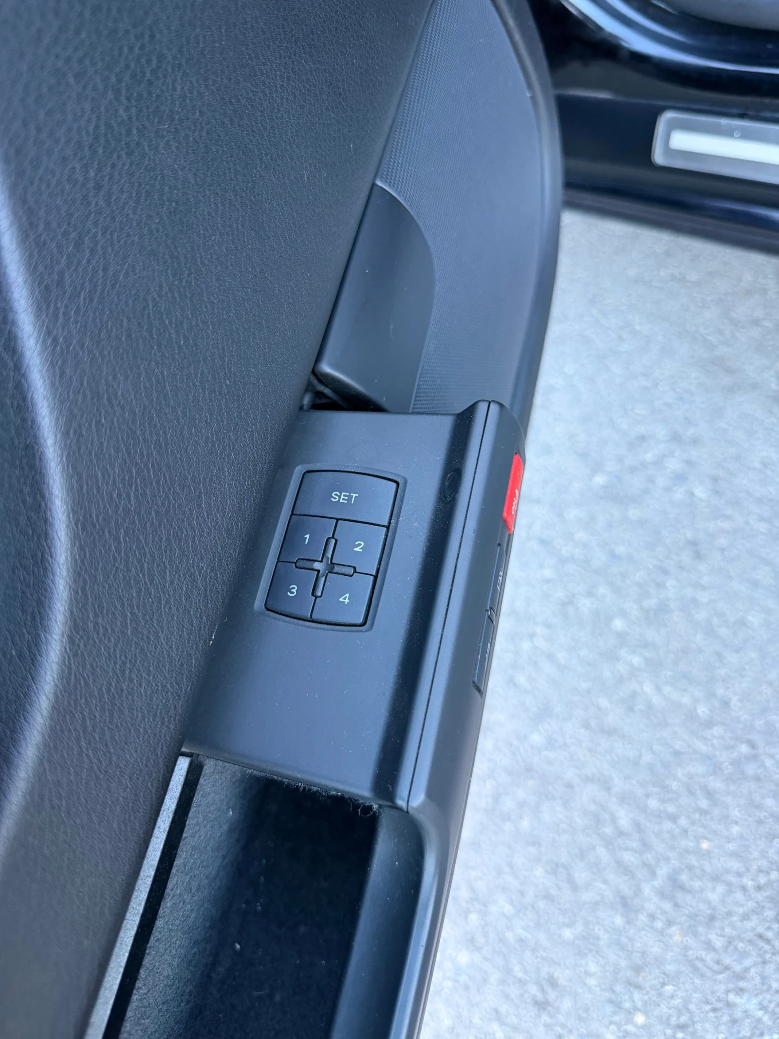 Audi A8, снимка 14 - Автомобили и джипове - 55673028