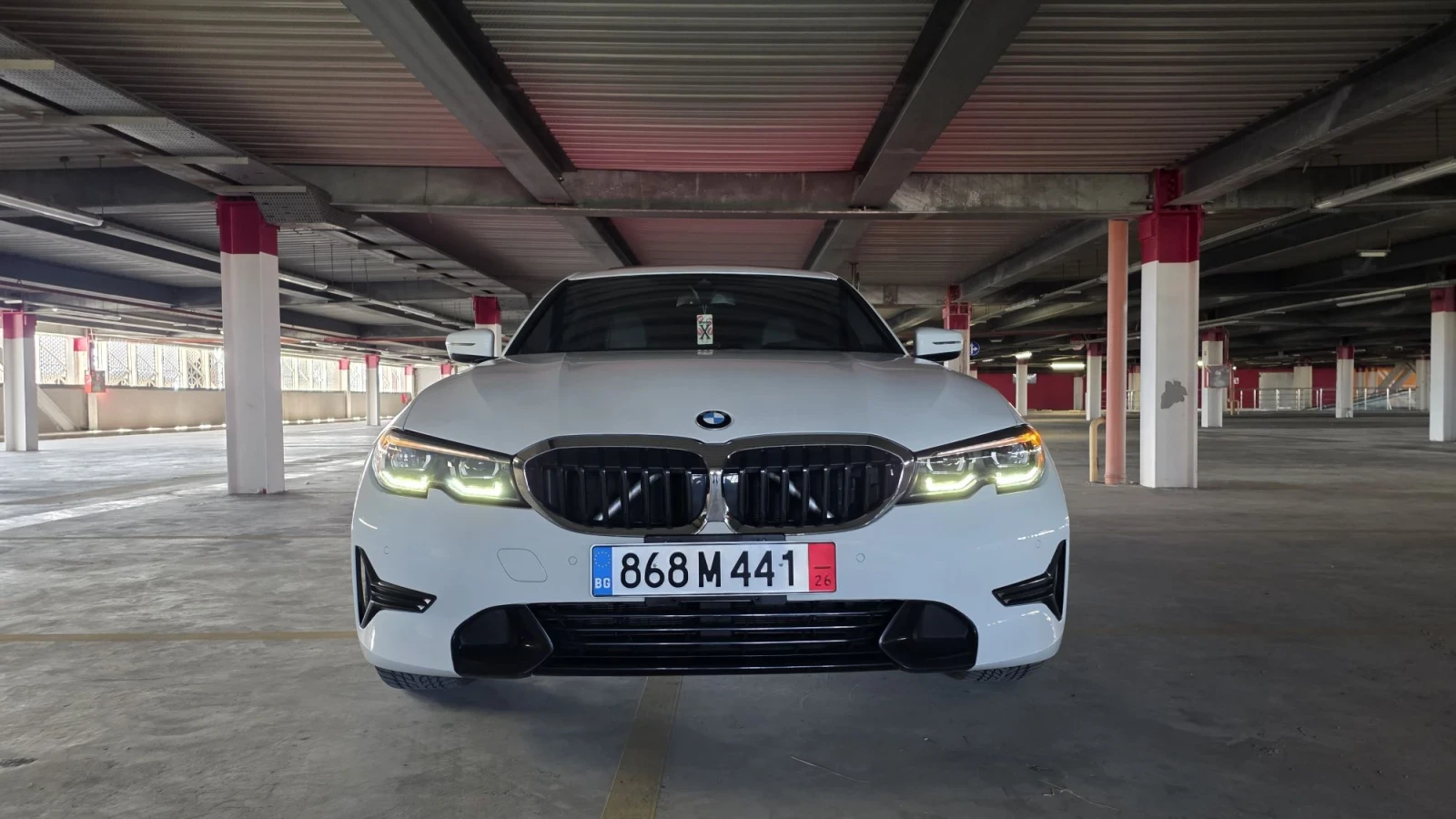 BMW 330, снимка 2 - Автомобили и джипове - 55728551