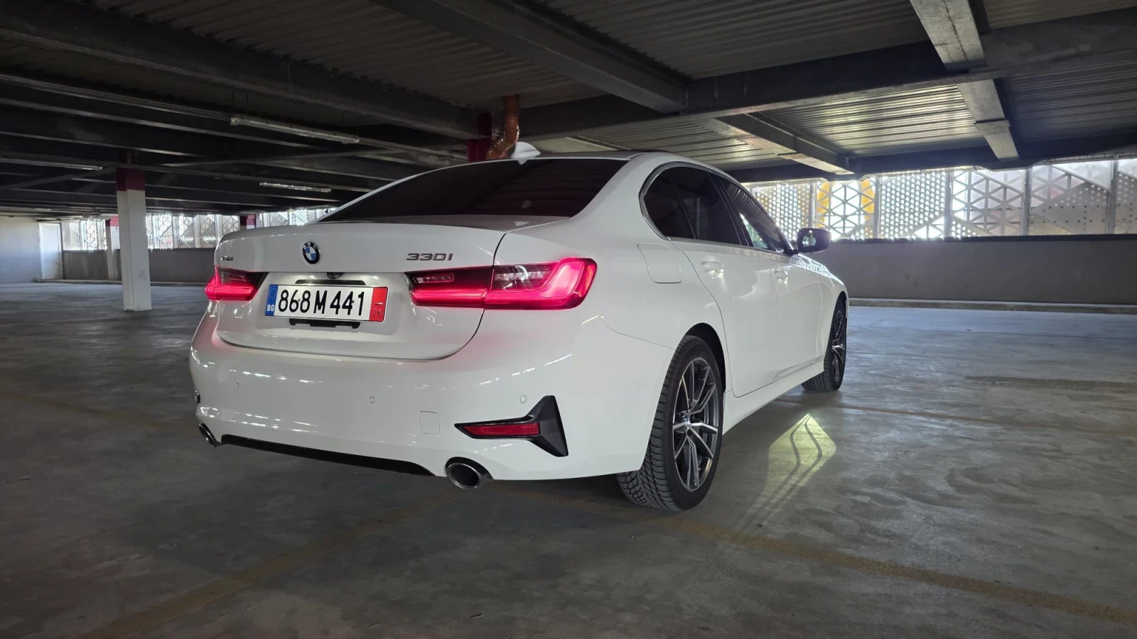 BMW 330, снимка 5 - Автомобили и джипове - 55728551