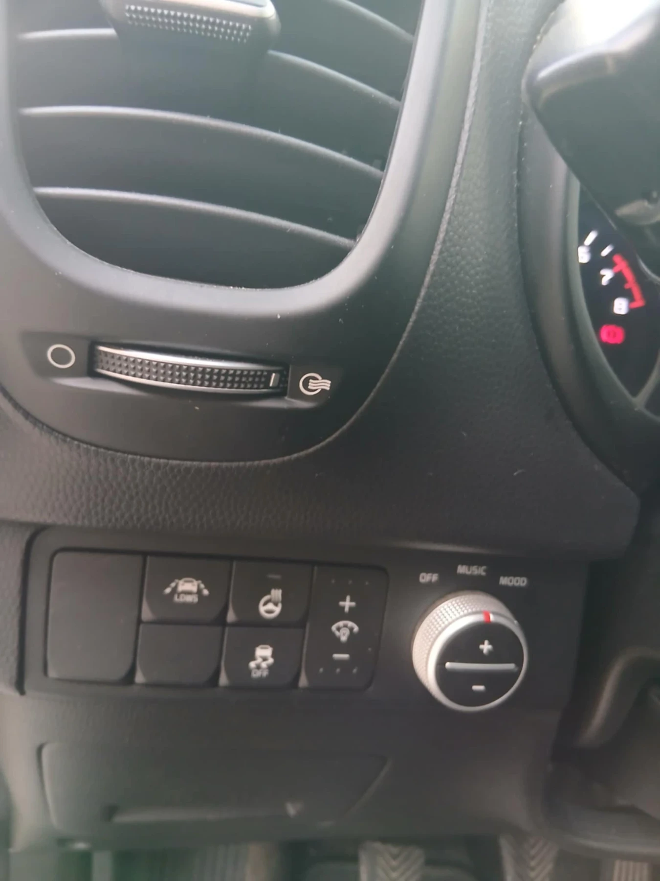 Kia Soul, снимка 4 - Автомобили и джипове - 56632086
