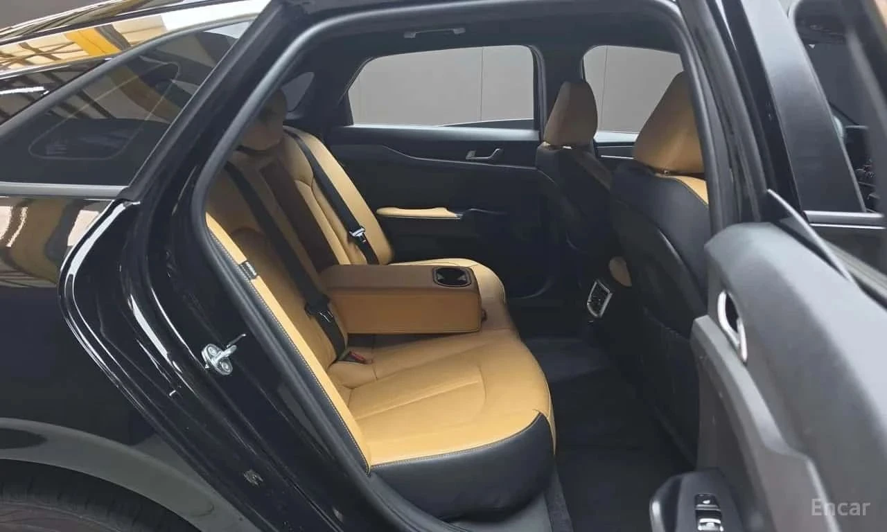 Kia K5, снимка 11 - Автомобили и джипове - 56685575