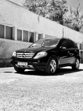     Mercedes-Benz ML 320 3.2