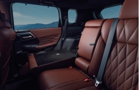 Mitsubishi Outlander instyle luxury pack+  - 55000 € / 107570.65 лв. - 60863151 6