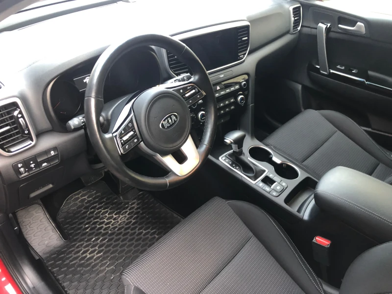 Kia Sportage, снимка 7 - Автомобили и джипове - 50638996
