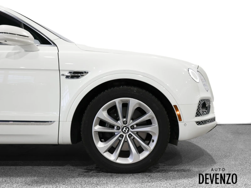 Bentley Bentayga W12/AWD/* АВТОКРЕДИТ, снимка 5 - Автомобили и джипове - 52836006