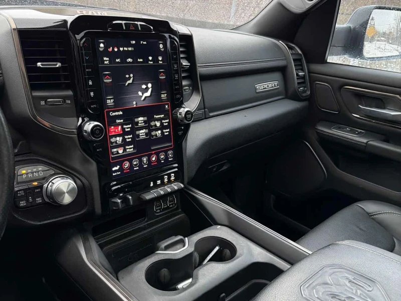 Dodge RAM 1500 / Sport / CARFAX/ ОБДУХВАНЕ/CAMERA /HARMON KARDON, снимка 9 - Автомобили и джипове - 53595630